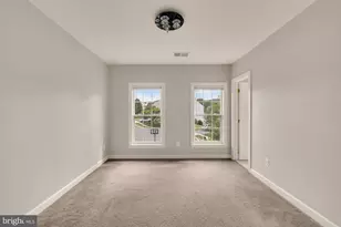 3232 Lost Pond Ct, Triangle, VA 22172 - Photo 37