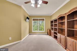 3232 Lost Pond Ct, Triangle, VA 22172 - Photo 25