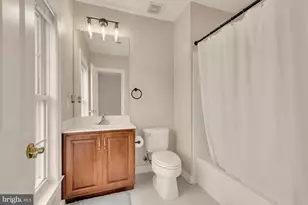 3232 Lost Pond Ct, Triangle, VA 22172 - Photo 39