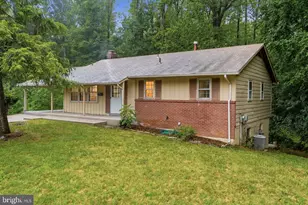 14391 Orange Ct, Woodbridge, VA 22191 - Photo 3
