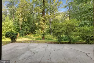 14391 Orange Ct, Woodbridge, VA 22191 - Photo 29