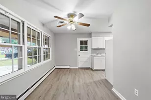 14391 Orange Ct, Woodbridge, VA 22191 - Photo 15