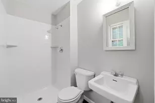 14391 Orange Ct, Woodbridge, VA 22191 - Photo 21