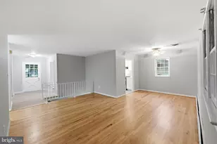14391 Orange Ct, Woodbridge, VA 22191 - Photo 7