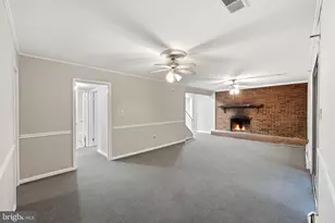14391 Orange Ct, Woodbridge, VA 22191 - Photo 27