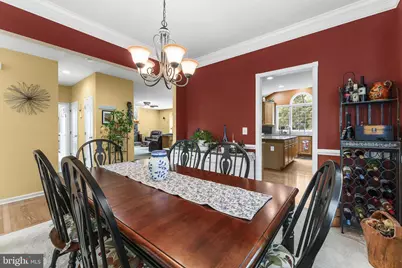 5777 Waterloo Bridge Circle, Haymarket, VA 20169 - Photo 9