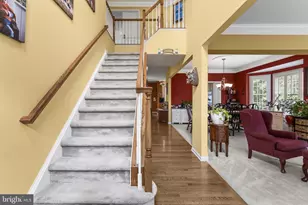 5777 Waterloo Bridge Cir, Haymarket, VA 20169 - Photo 5
