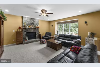 5777 Waterloo Bridge Circle, Haymarket, VA 20169 - Photo 27