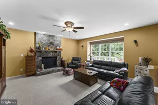 5777 Waterloo Bridge Cir, Haymarket, VA 20169 - Photo 27