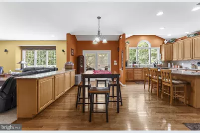 5777 Waterloo Bridge Circle, Haymarket, VA 20169 - Photo 23