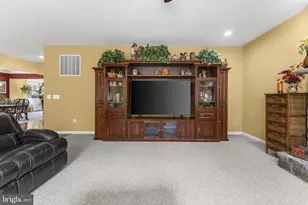 5777 Waterloo Bridge Cir, Haymarket, VA 20169 - Photo 31