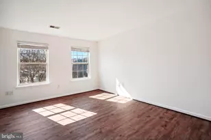 13857 Redford Ln, Woodbridge, VA 22193 - Photo 17