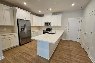 13715 Cobble Loop, Woodbridge, VA 22193 - Photo 3