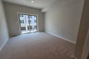 13715 Cobble Loop, Woodbridge, VA 22193 - Photo 5