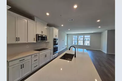 13721 Cobble Loop, Woodbridge, VA 22193 - Photo 11