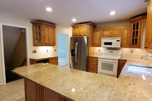 12546 Cavalier Dr, Woodbridge, VA 22192 - Photo 7