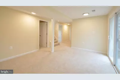 14006 Mapledale Avenue, Woodbridge, VA 22193 - Photo 9