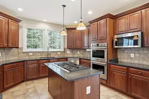 6645 Passage Creek Ln, Manassas, VA 20112 - Photo 31