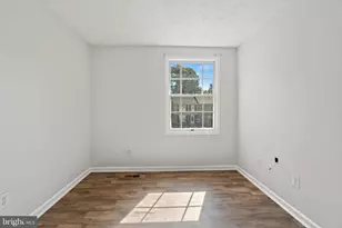 3618 Wharf Ln, Triangle, VA 22172 - Photo 15