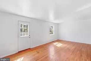 12772 Captains Cove, Woodbridge, VA 22192 - Photo 3