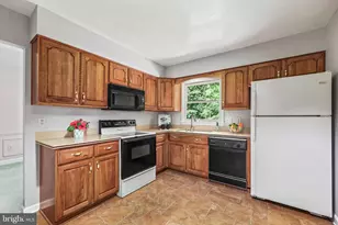 11026 Wooldridge Dr, Manassas, VA 20111 - Photo 7
