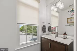 7671 Hamelin Ln, Gainesville, VA 20155 - Photo 17