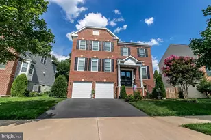 7671 Hamelin Ln, Gainesville, VA 20155 - Photo 3