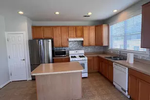 8234 Glade Bank Dr, Manassas, VA 20111 - Photo 7