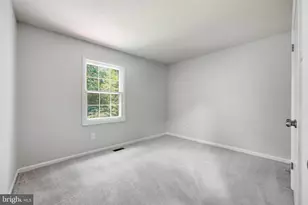 6090 River Forest Dr, Manassas, VA 20112 - Photo 25