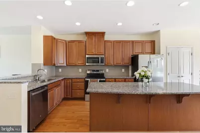 10739 Hinton Way, Manassas, VA 20112 - Photo 7