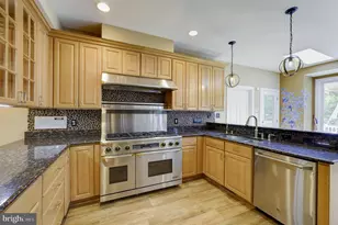 4689 Occoquan Overlook, Woodbridge, VA 22192 - Photo 23