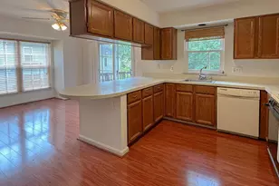 4225 Vals Way, Dumfries, VA 22025 - Photo 11