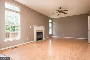 15121 Toccoa Ct, Gainesville, VA 20155 - Photo 13