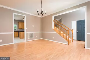 15121 Toccoa Ct, Gainesville, VA 20155 - Photo 7