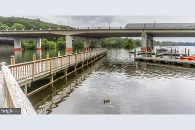 1567 Renate Drive, Woodbridge, VA 22192 - Photo 59