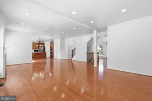 10241 Aqua View Ct, Nokesville, VA 20181 - Photo 3