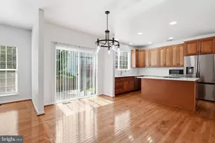 10241 Aqua View Ct, Nokesville, VA 20181 - Photo 7