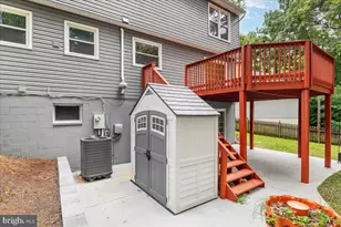 12877 Valleywood Dr, Woodbridge, VA 22192 - Photo 41
