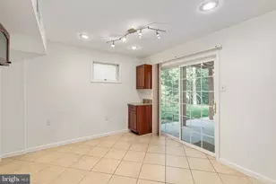 12877 Valleywood Dr, Woodbridge, VA 22192 - Photo 31