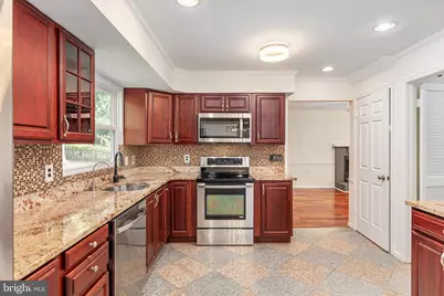 12877 Valleywood Drive, Woodbridge, VA 22192 - Photo 5