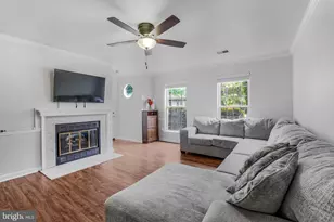 12322 Wadsworth Way, Woodbridge, VA 22192 - Photo 5