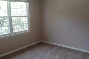 11783 Cotton Mill Dr, Woodbridge, VA 22192 - Photo 9
