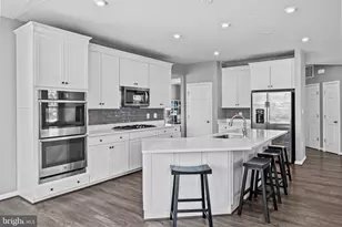 16009 Crossed Talons Rd, Woodbridge, VA 22193 - Photo 7