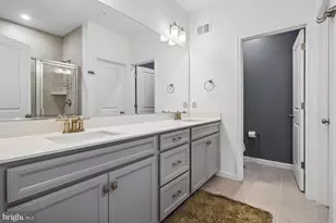 2590 Neabsco Common Pl, Woodbridge, VA 22191 - Photo 27
