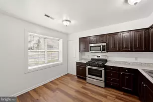 15011 Cherrydale Dr, Woodbridge, VA 22193 - Photo 7
