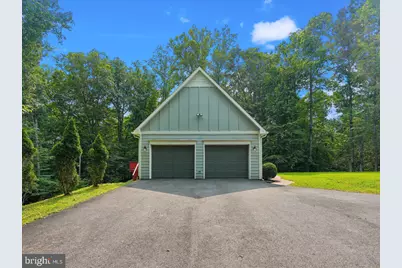 8253 Honeysuckle Road, Manassas, VA 20112 - Photo 5