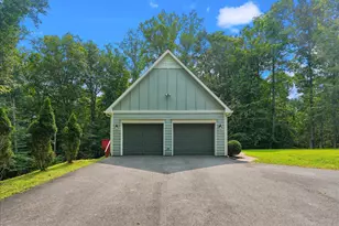 8253 Honeysuckle Rd, Manassas, VA 20112 - Photo 5