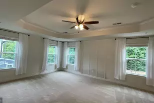 2309 Harmsworth Dr, Dumfries, VA 22026 - Photo 11