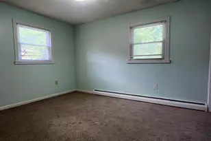 13821 Gilbert Rd, Woodbridge, VA 22193 - Photo 5