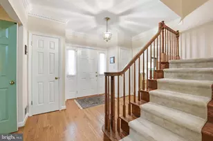 11211 Caisson Ct, Woodbridge, VA 22192 - Photo 9